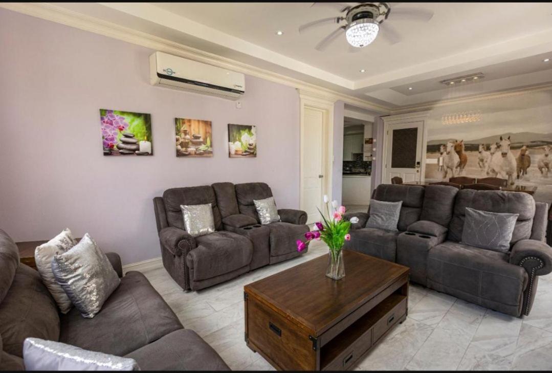 Finest Accommodation Riches Manor 1 Gladstone Drive Apt A2 Kgn 6 New Kgn Kingston Kültér fotó